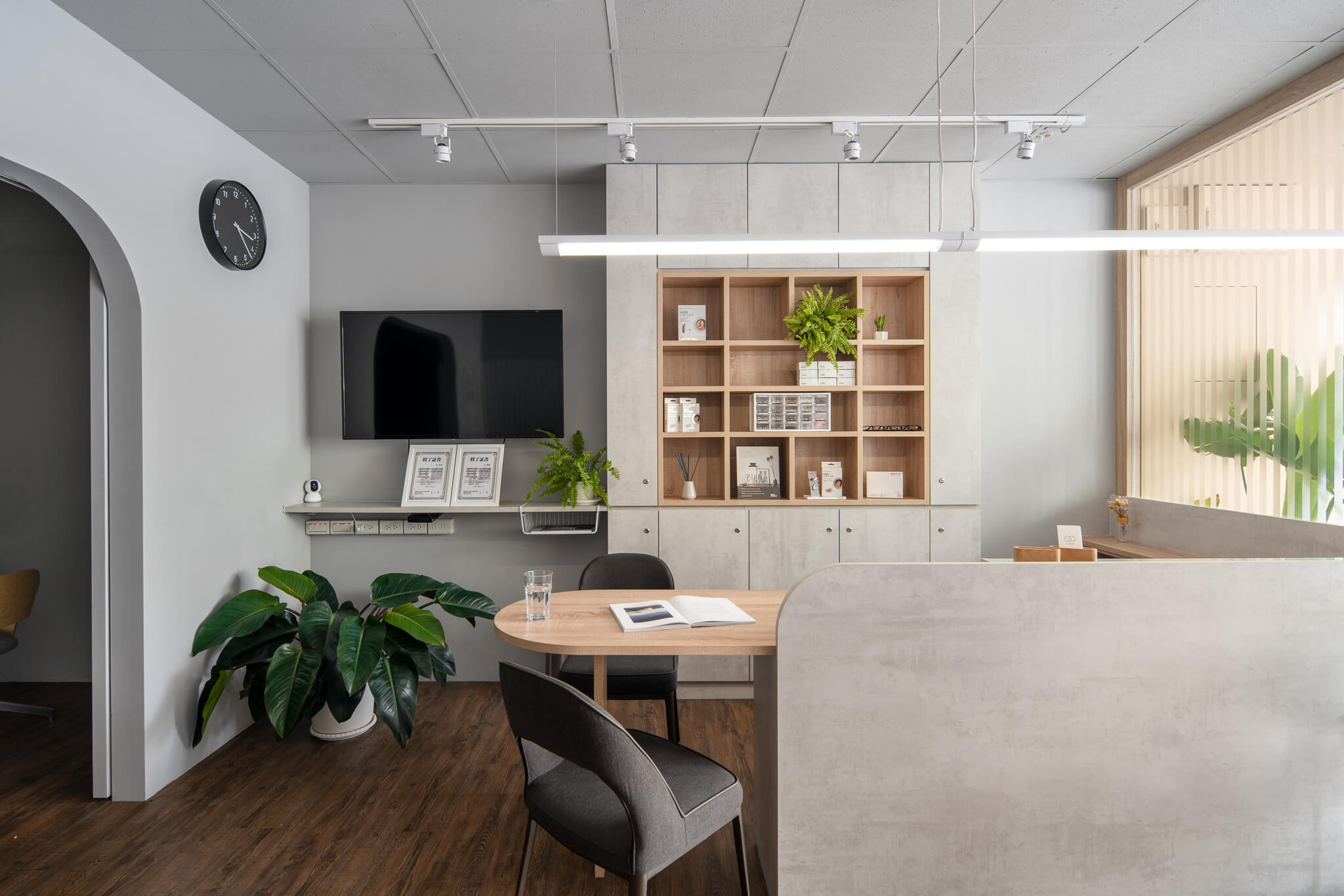 Commercial Interiors-03